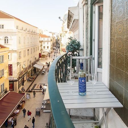 Chic 1-Bed Flat With Balcony, View And Workspace, 5Mins To Santa Justa Lift Lisboa 外观 照片